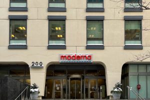 US Regulators Approve New Moderna COVID-19 Vaccine Mnexspike Version