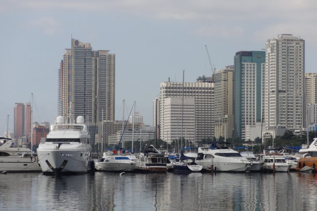 Philippine Doctors Sound Alarm Over Prescription Drug Sales on Quick-Commerce Apps