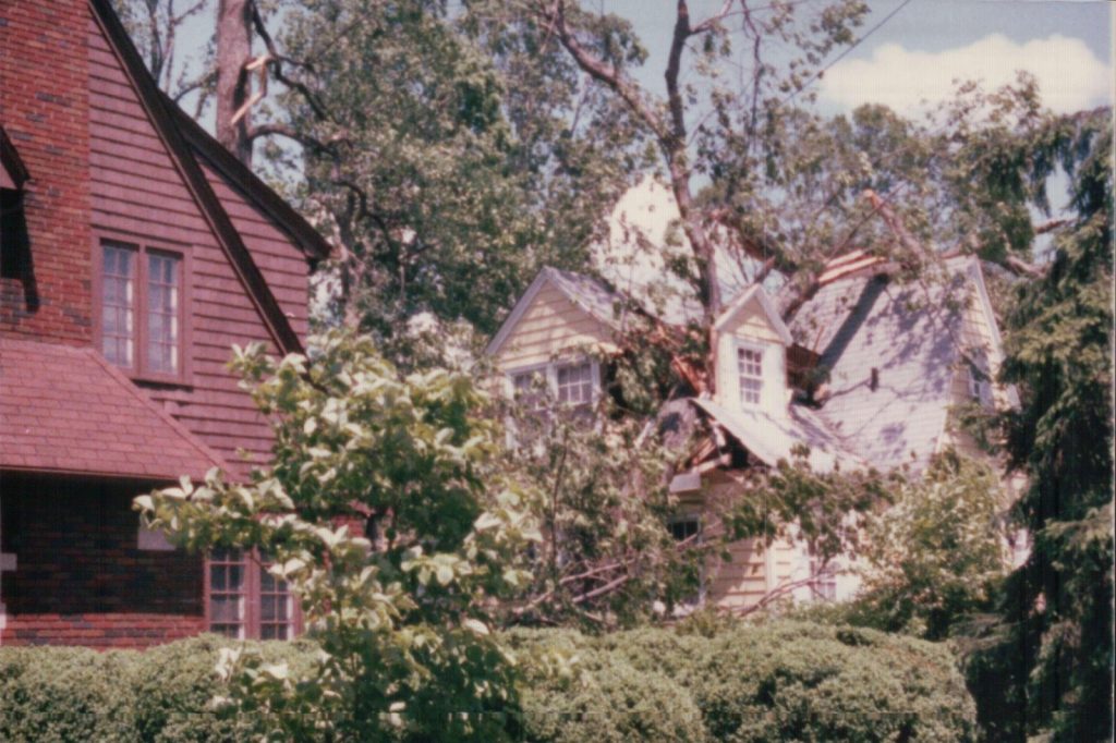 Homeowners Insurance: Understanding Physical Structure Coverage Limits
