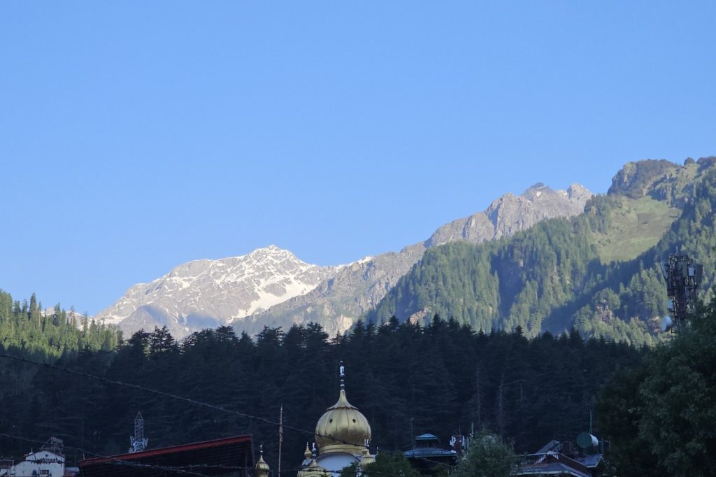 Remote-Working Couple in Manali Saves Rs 30,000 Monthly, Cites Lifestyle Shift