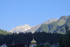 Remote-Working Couple in Manali Saves Rs 30,000 Monthly, Cites Lifestyle Shift