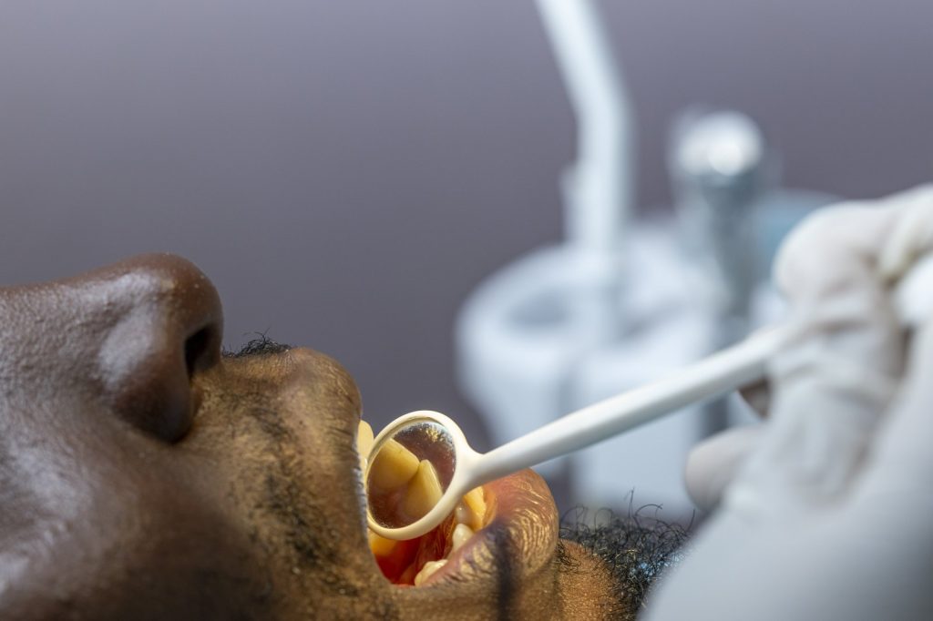 Non-invasive brush biopsy assay detects oral cancer in under an hour