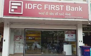 Interest Gap Defines Savings Accounts Versus UPI Wallet Functions