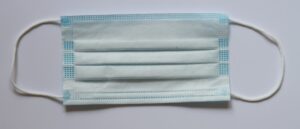 Study finds two-layer cloth masks stop cough droplets at 2.5 inches