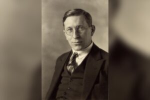Breakthrough Insulin Discovery Transforms Diabetes Care Century Later