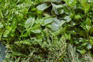 Spice Rack Ingredients Gaining Interest as Nail Fungus Remedies, Report Says