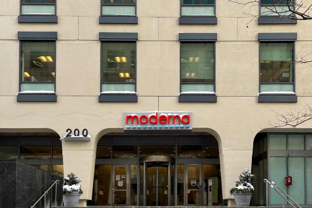 Personalized mRNA Cancer Vaccine Succeeds in First Phase 3 Melanoma Trial