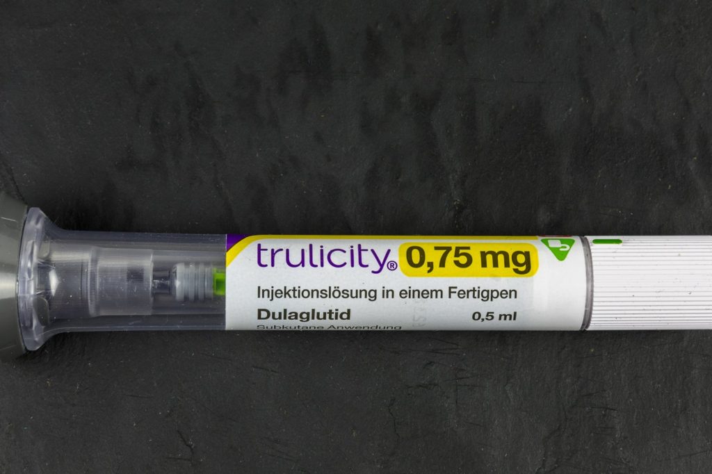GLP-1 Drugs Linked to Reduced Alcohol Use in Nearly Half of Users, Study Finds