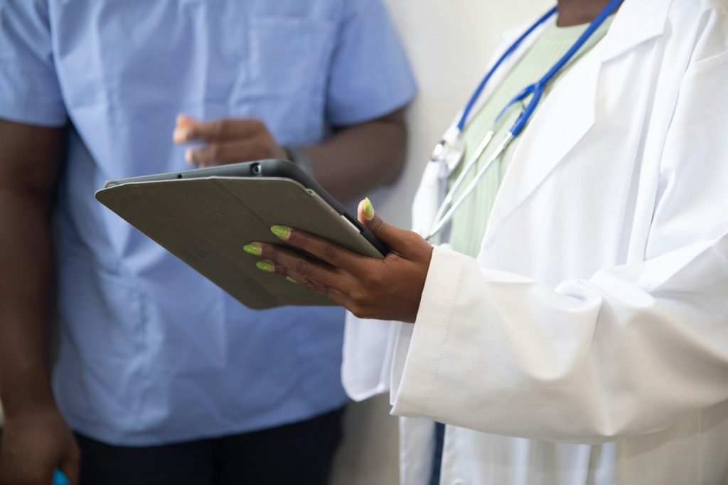 Evaluating Skyrizi's Efficacy and Market Position in Crohn's Disease Care
